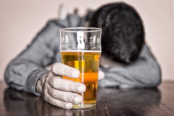 Алкоголизм – добровольное заболевание?