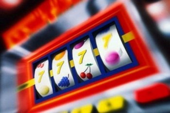 Игровые автоматы. Онлайн казино и социальные сети